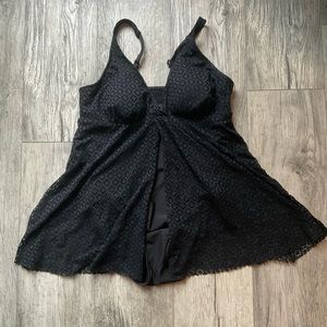Women’s black padded croft&barrow swim dress size 14
